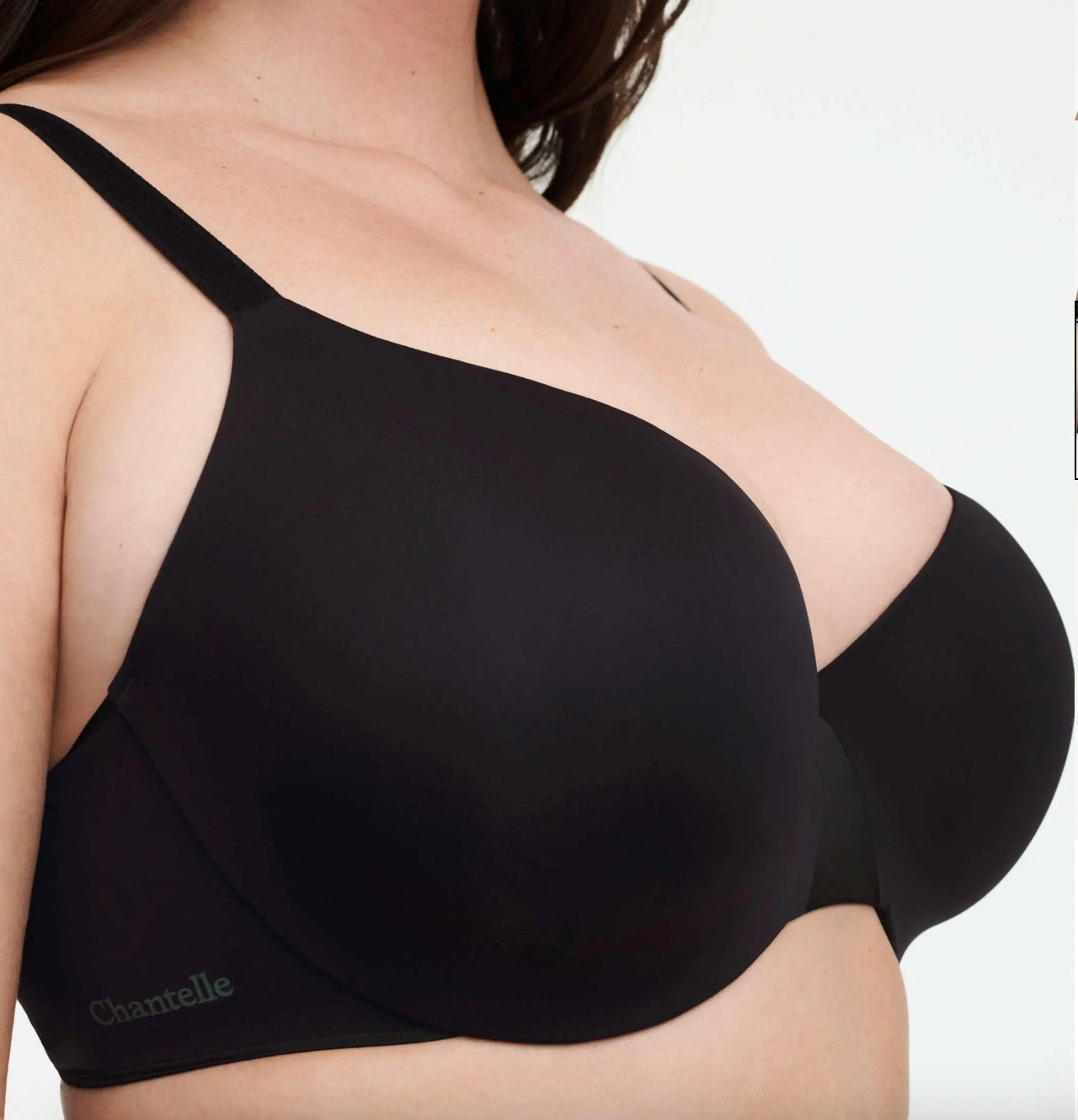 Chantelle Essentiall Reggiseno preformato coprente con ferretto - Nero